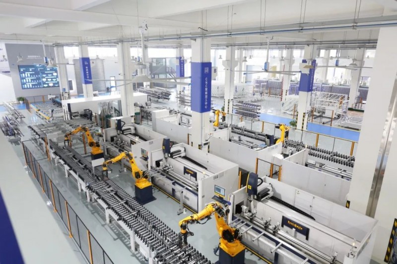 官宣!央視網《超級工廠》走進皇派門窗探索門窗數智化奧秘